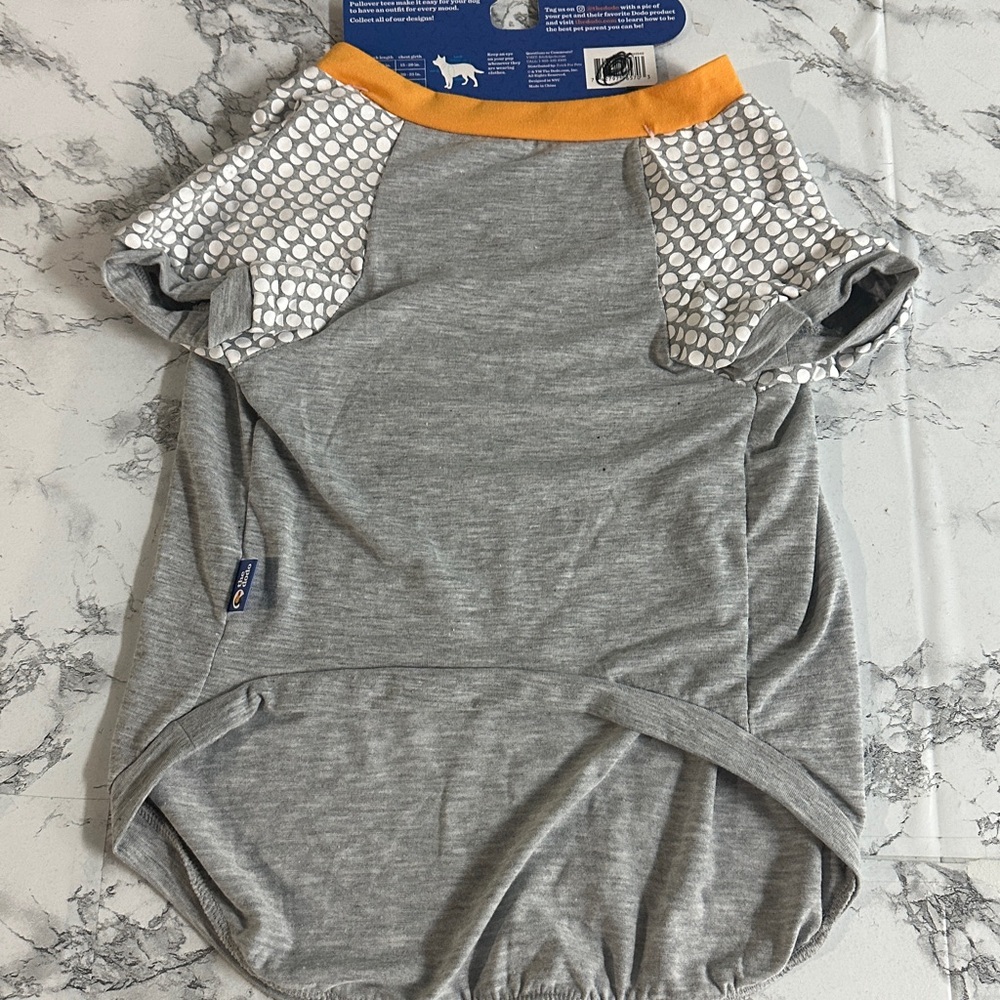 The Dodo ‘Favorite Family Member' Grey Dog T-Shirt with Yellow Trim Size L - Picture 9 of 12